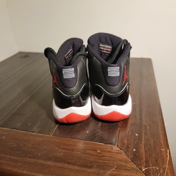 Jordan 11 - Picture 3 of 9